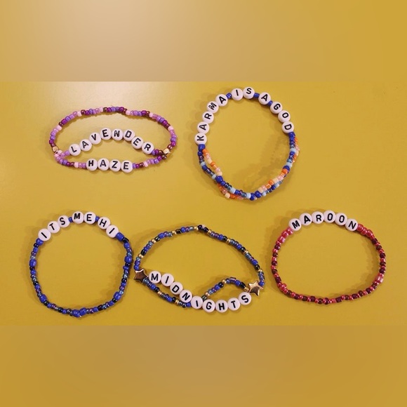Taylor Swift Eras Tour Concert Friendship Beaded Bracelets 5 pack Karma Lyrics - Picture 1 of 5